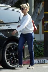 Cameron Diaz Street Style - Out in Los Angeles 05/22/2018