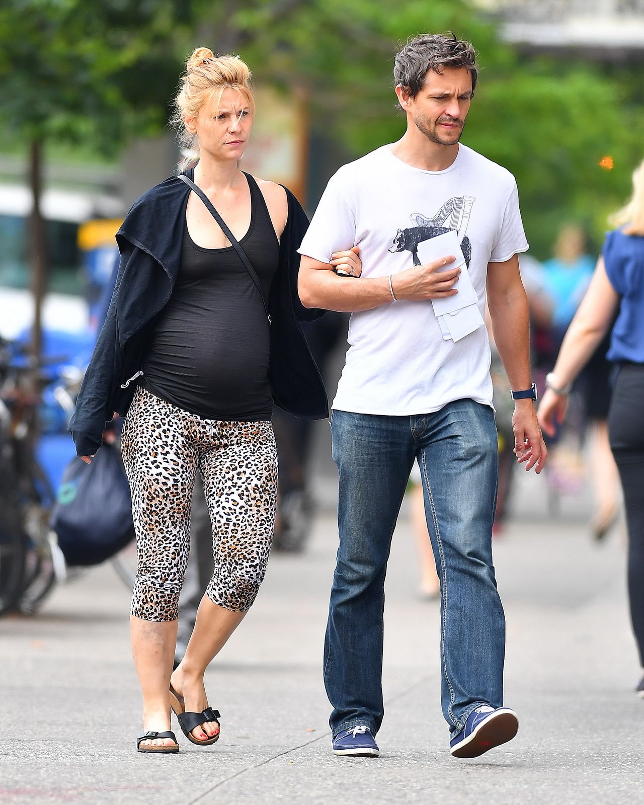 Claire Danes and Hugh Dancy - Out in New York City 05/29/2018 • CelebMafia