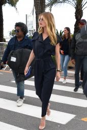 Doutzen Kroes in a Navy Blue Boiler Suit in Cannes 05/14/2018