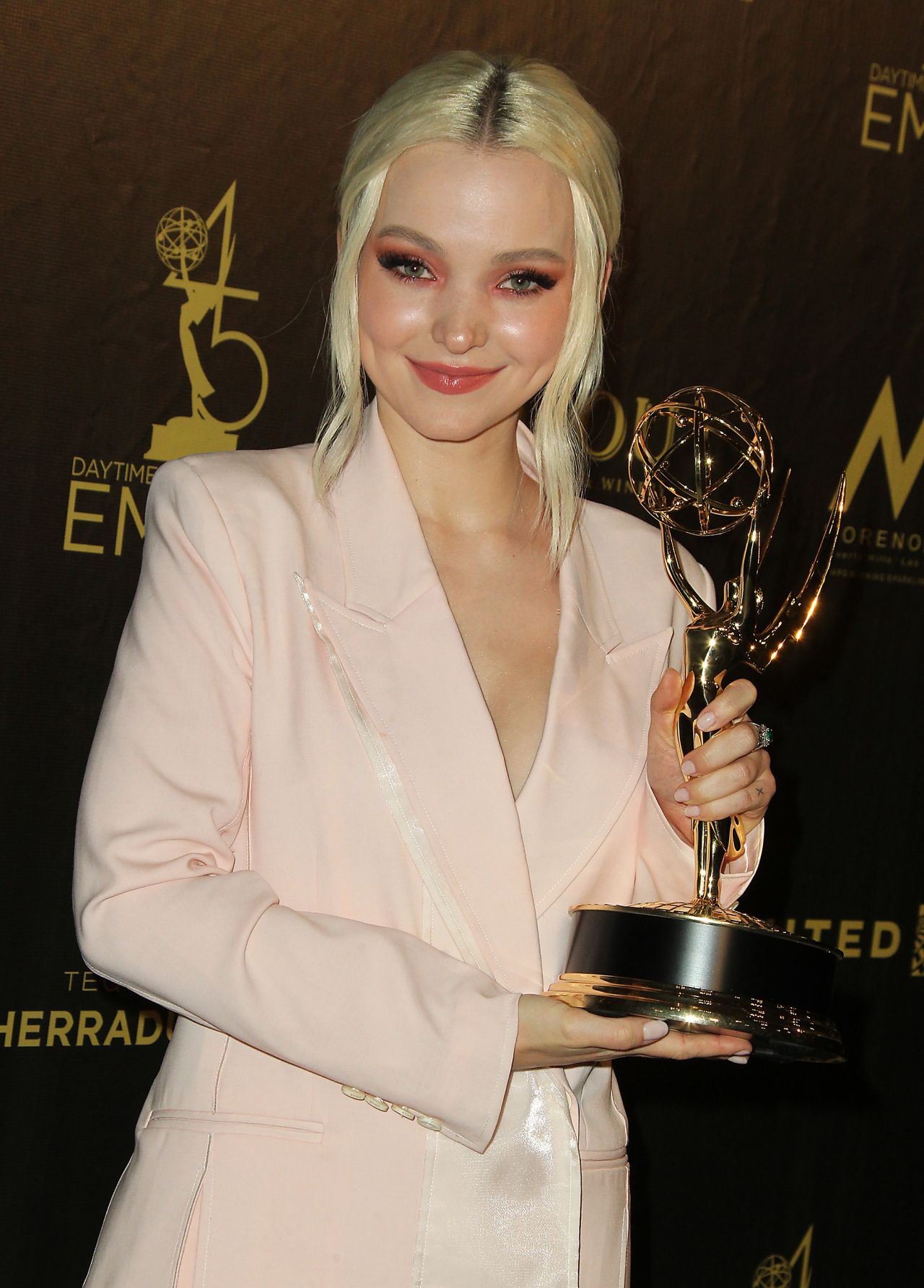 Dove Cameron – 2018 Daytime Emmy Awards • CelebMafia