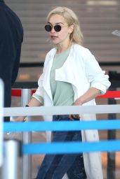 Emilia Clarke - Departs Out of JFK Airport in New York 05/08/2018
