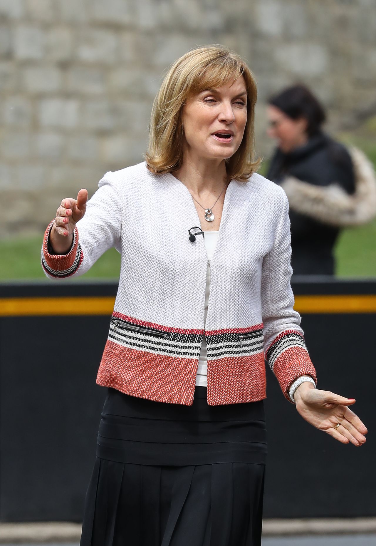 Fiona Bruce - Windsor Castle, UK 05/12/2018 • CelebMafia