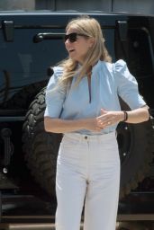 Gwyneth Paltrow - Heading to a Business Meeting in LA 05/10/2018
