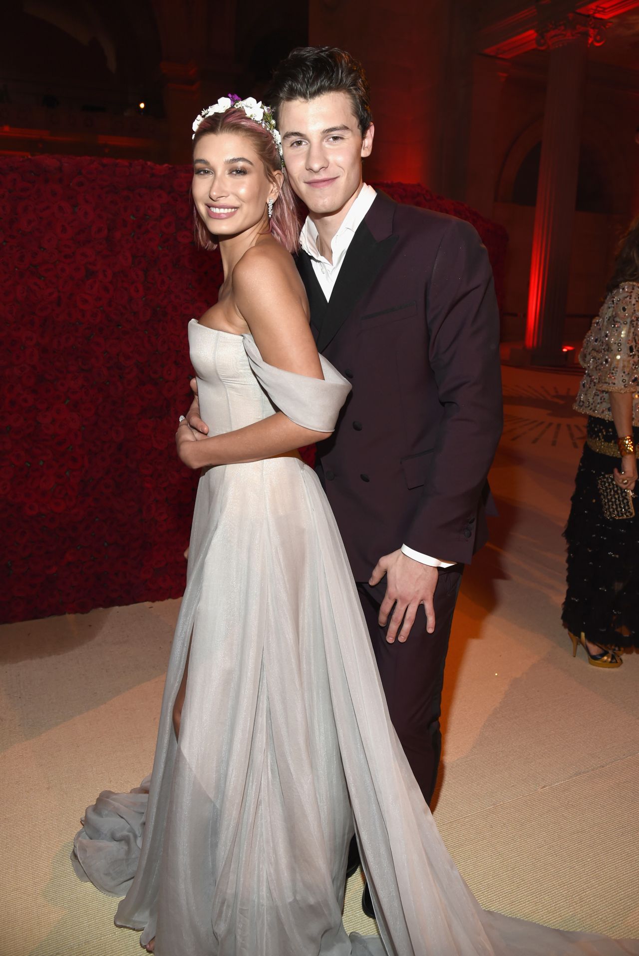 Hailey Baldwin and Shawn Mendes - MET Gala 2018 • CelebMafia