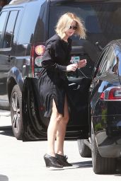 Jennifer Lawrence Style - Heads to a Meeting in Beverly Hills 05/03/2018