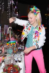 JoJo Siwa - Celebrating Her 15th Birthday Party in Hollywood 05/15/2018