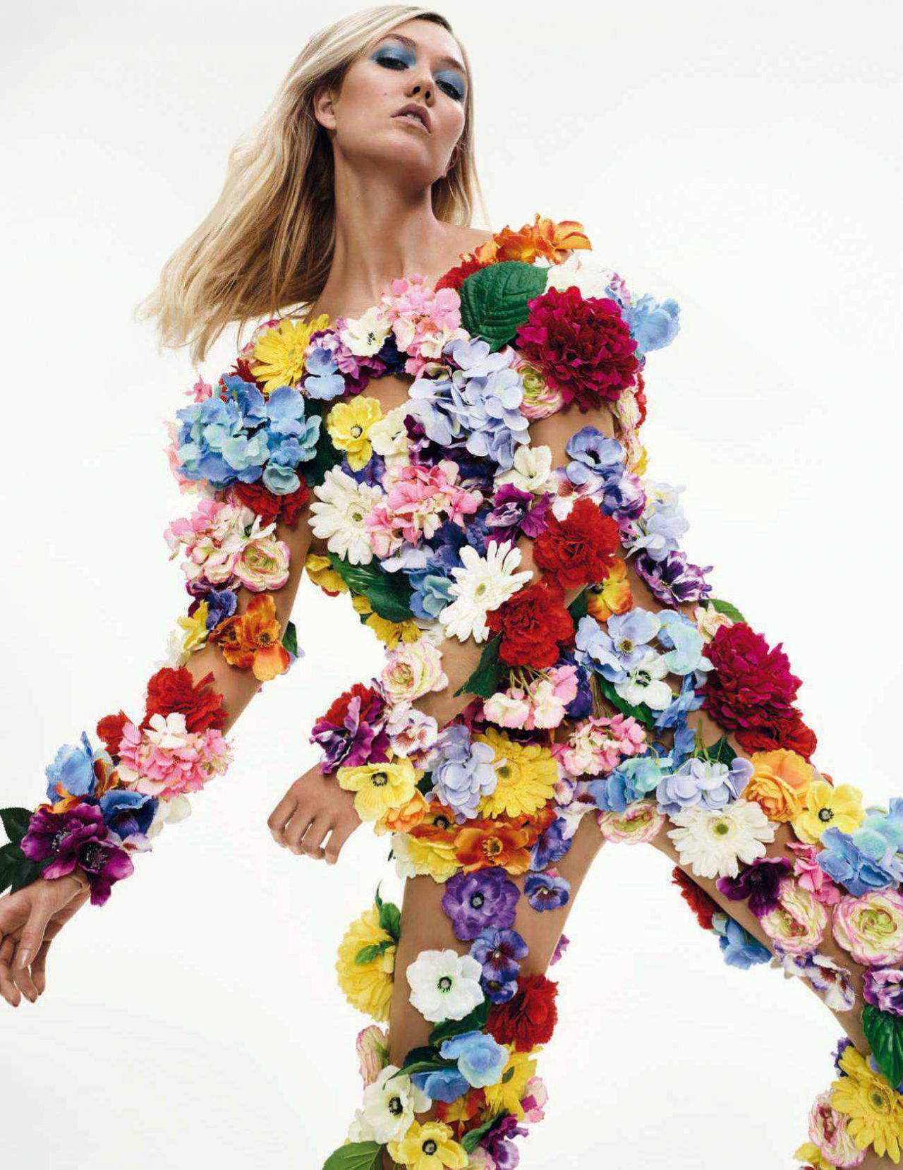 Karlie Kloss - Photoshoot for Vogue Spain June 2018 • CelebMafia