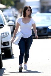 Lana Del Rey - Shopping on Melrose Place in West Hollywood 05/17/2018
