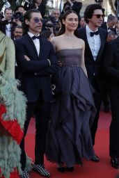 Olga Kurylenko – Cannes Film Festival 2018 Closing Ceremony Red Carpet