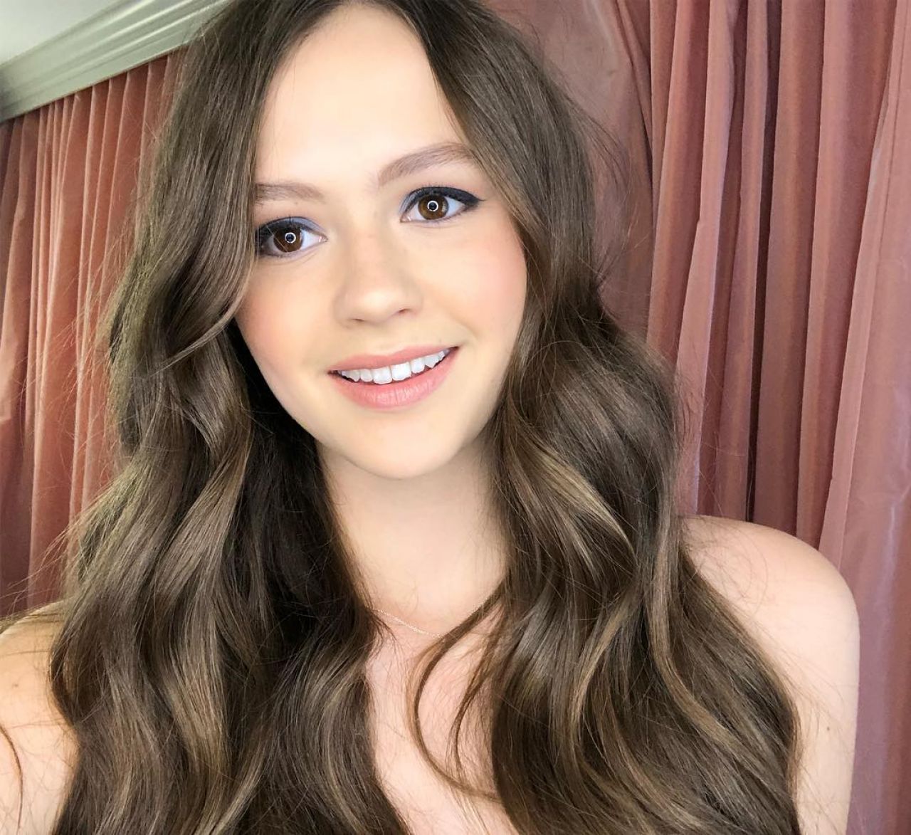 Olivia Sanabia – Social Media May 2018 • CelebMafia