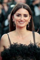 Penelope Cruz – “Everybody Knows” Premiere and Cannes Film Festival 2018 Opening Ceremony