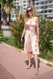 Petra Nemcova Style and Fashion - Cannes 05/10/2018