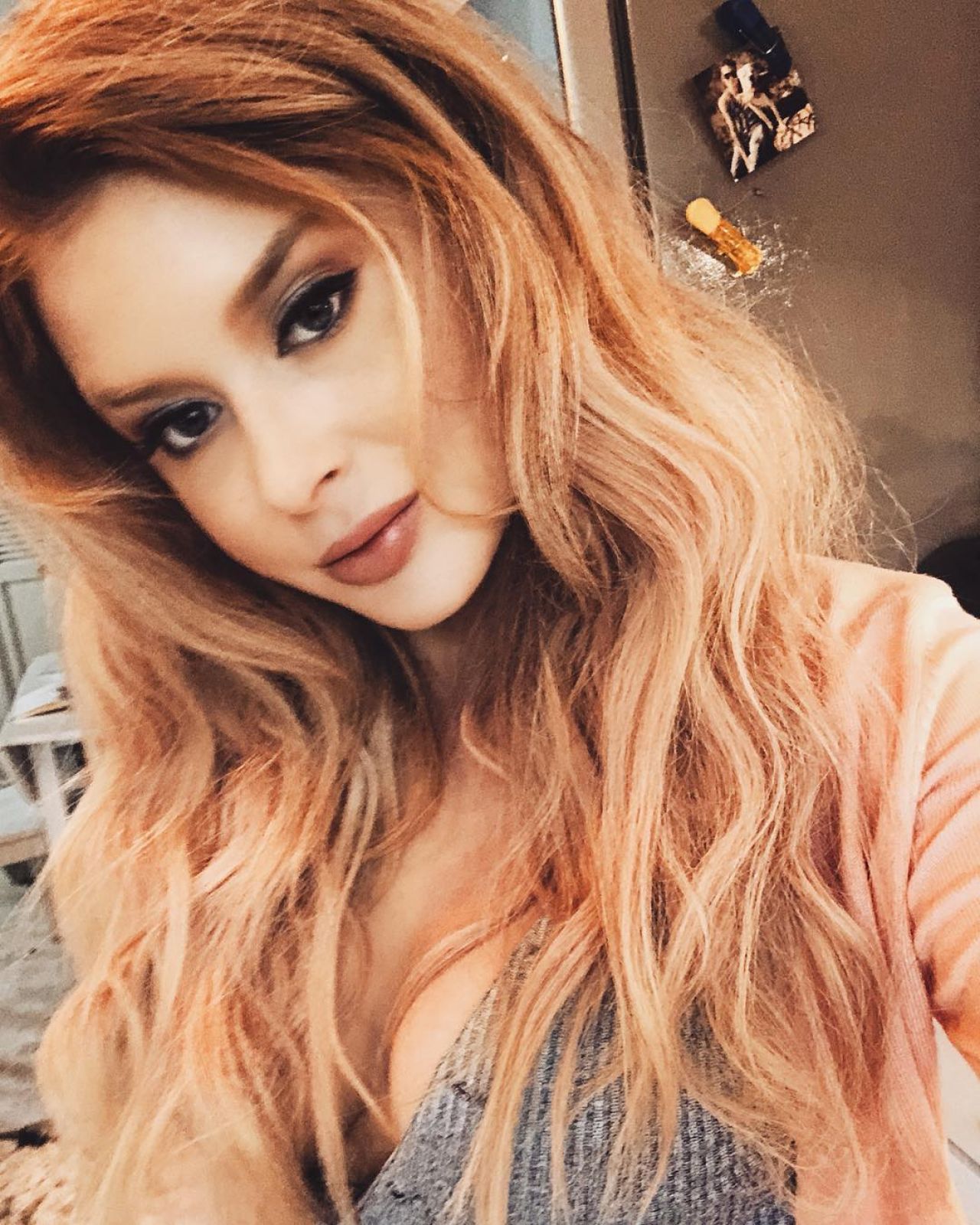 Renee Olstead's Instagram, Twitter & Facebook on IDCrawl