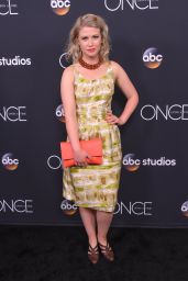 Rose Reynolds – “Once Upon A Time” Finale Screening in LA 05/08/2018