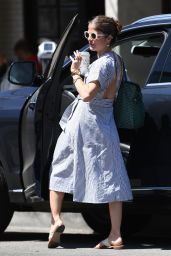 Selma Blair - Stop by Alfred Coffee & Kitchen in Studio City 05/07/2018