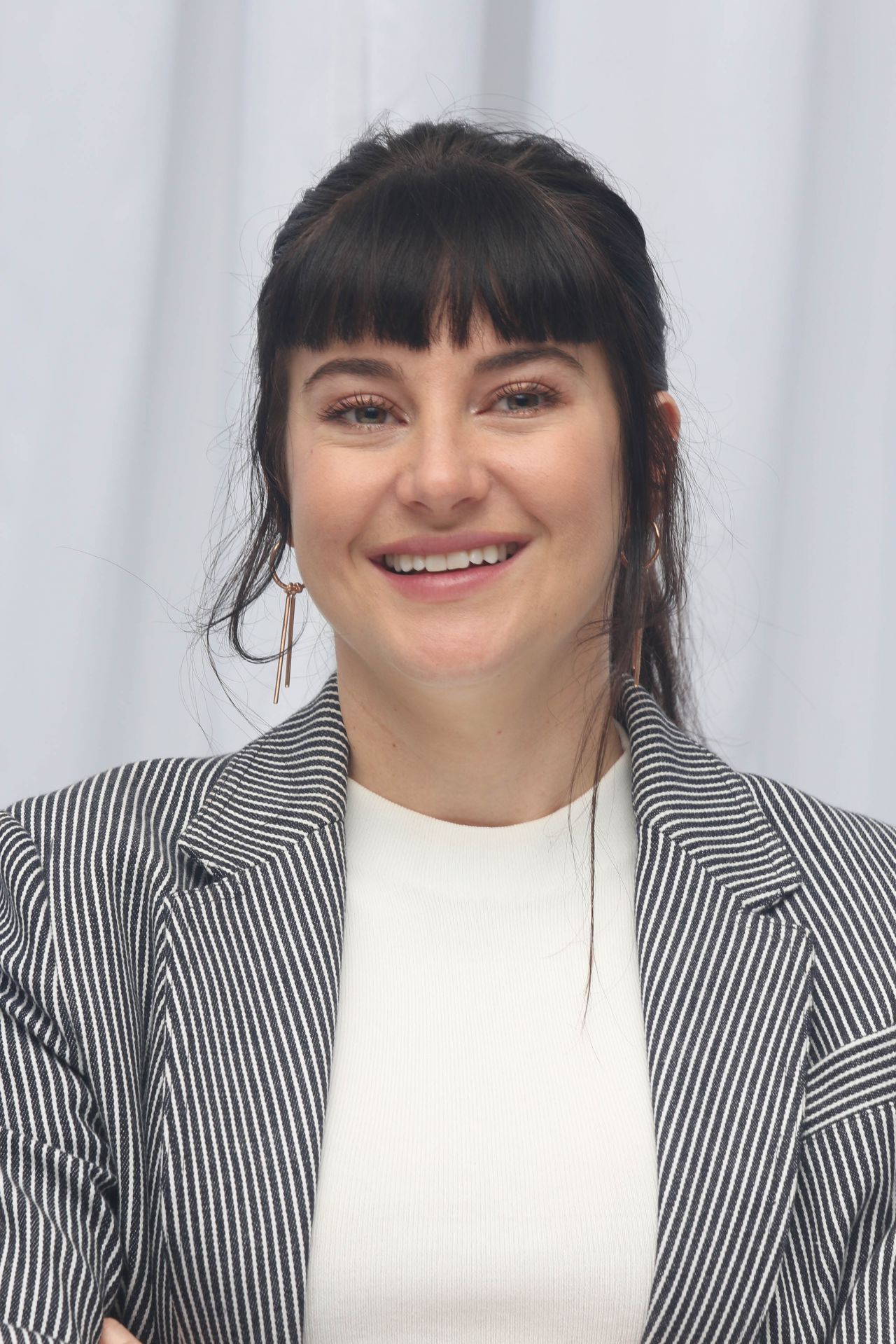 Shailene Woodley - "Adrift" Press Conference in Pasadena • CelebMafia