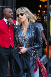 Sofia Boutella Urban Style - Leaving a Hotel in New York City 05/07/2018