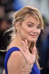 Virginie Efira – “Sink or Swim” Photocall in Cannes 05/13/2018