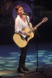 Alanis Morissette - Performs Live at the Pearl Theater in Las Vegas 06/22/2018