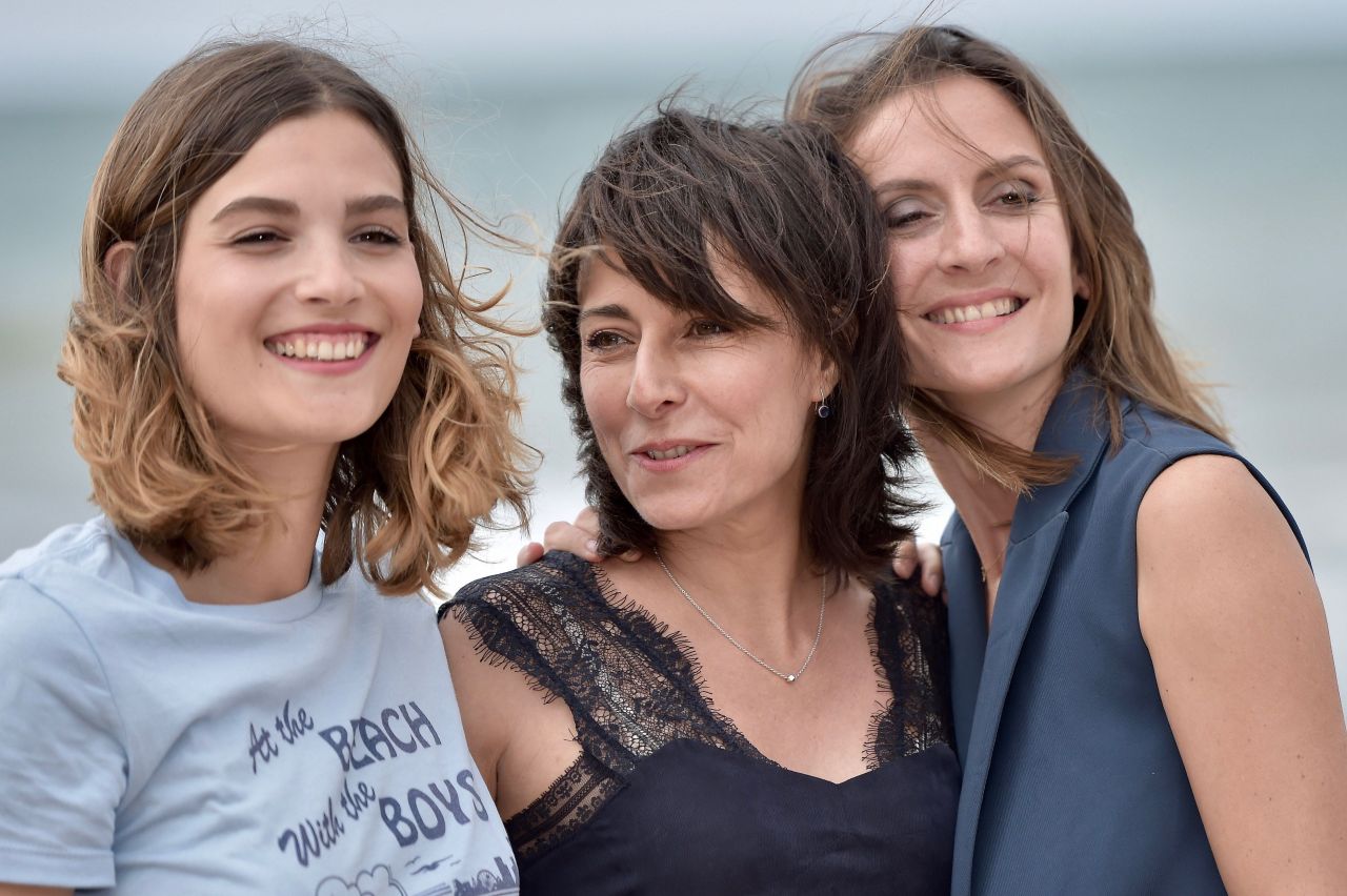 Alma Jodorowsky - "The Starry Sky Above Me" Photocall at Cabourg Film