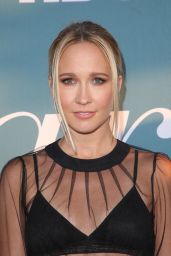 Anna Camp – “Sharp Objects” Premiere in Los Angeles