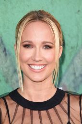 Anna Camp – “Sharp Objects” Premiere in Los Angeles
