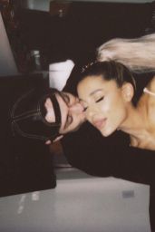 Ariana Grande - Social Media 06/01/2018
