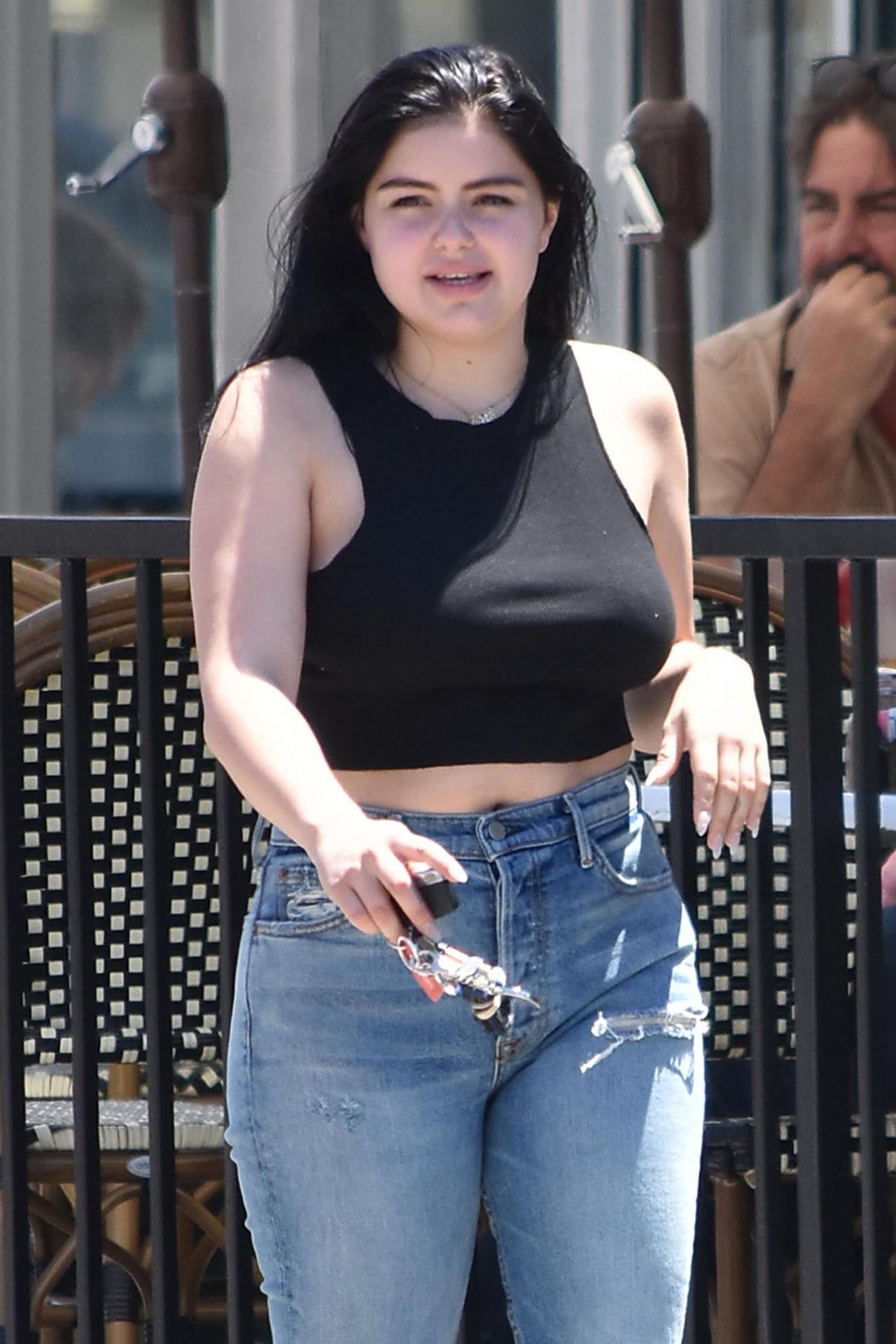 Ariel Winter in Jeans - Out in Los Angeles 06/26/2018 • CelebMafia