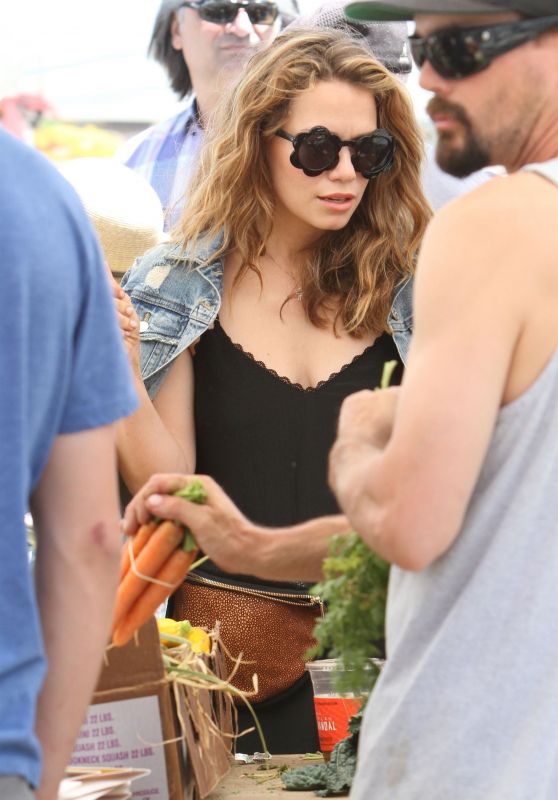 Bethany Joy Lenz at the Farmers Market in Studio City 06/10/2018