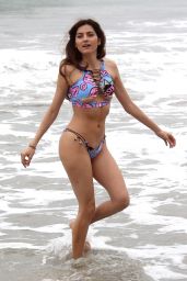 Blanca Blanco in Bikini - Plays With a Frisbee at the Beach in Malibu, 06/24/2018