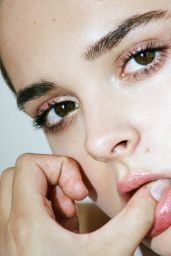 Charlotte Lawrence - Photoshoot for Paper Magazine June 2018