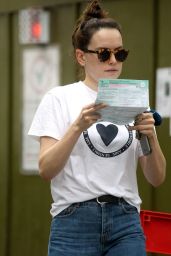 Daisy Ridley - Out in London 06/08/2018
