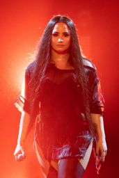 Demi Lovato - Performing in Glasgow 06/13/2018