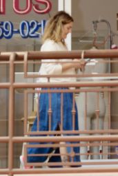 Drew Barrymore - Lunch Date With Friends in Beverly Hills 06/05/2018