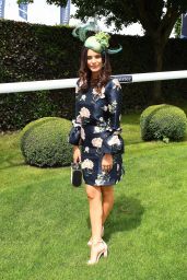 Emily Blackwell – Investec Derby Festival Ladies Day at Epsom Racecourse 06/01/2018