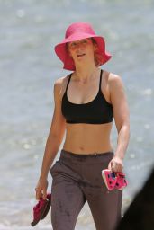 Emily Blunt in Bikini on the Bach in Hawaii 06/01/2018