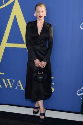 Hannah Ferguson – 2018 CFDA Fashion Awards in NYC