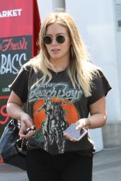 Hilary Duff at NK Shop in LA 06/29/2018