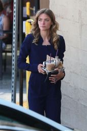 Jaime King - Picks Up Some Iced Coffees in LA 06/05/2018