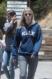 January Jones - Out for Lunch in LA 06/29/2018