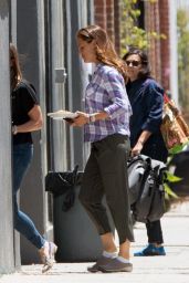 Jennifer Garner - Filming the HBO Series Camping in LA 06/25/2018