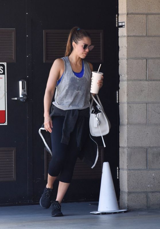 Jessica Alba in Workout Gear - Los Angeles 06/20/2018