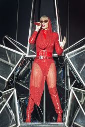 Katy Perry - Performing on Her "Witness" Tour in Liverpool