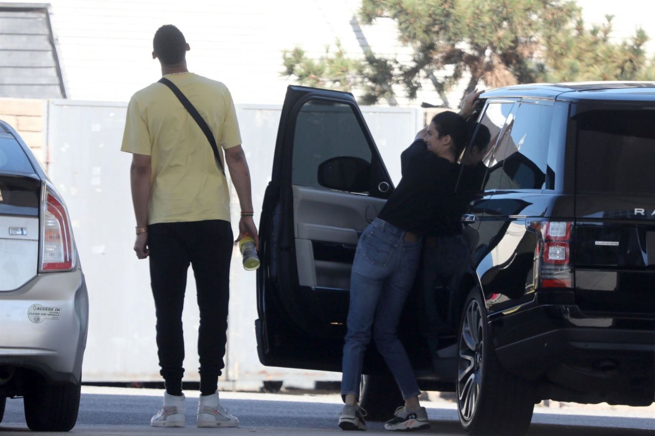 Kendall Jenner at a Gas Station in LA 06/27/2018 • CelebMafia