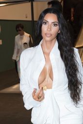 Kim Kardashian - Leaves Her Pop-Up Store in Century City Mall in LA 06/20/2018