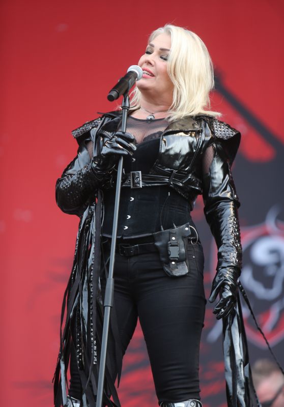 Kim Wilde - Performs at Parkpop Festival in Den Haag, June 2018