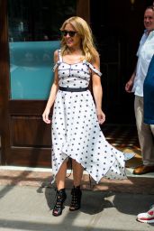 Kylie Minogue in a White Dress With Blue Stars - NYC 06/24/2018