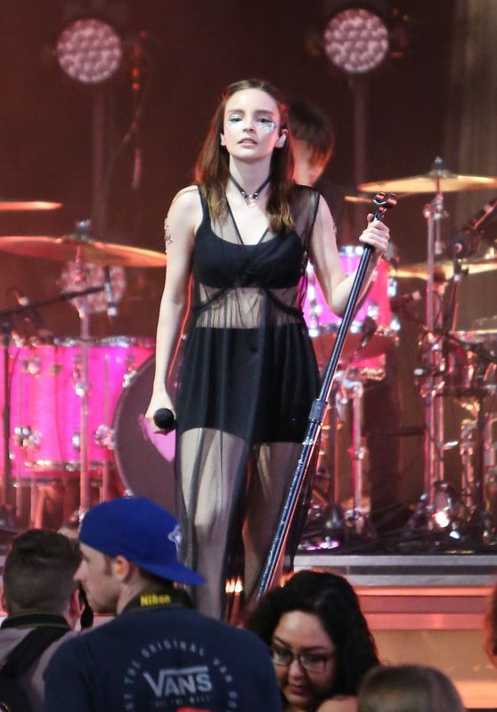 Lauren Mayberry (Chvrches) - Performs Live on Stage at NXNE 2018 Festival in Toronto