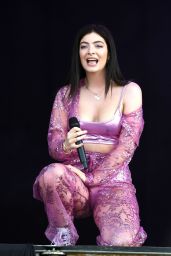 Lorde - Performing in Manchester 09/06/2018