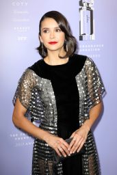 Nina Dobrev - 2018 Fragrance Foundation Awards in NYC
